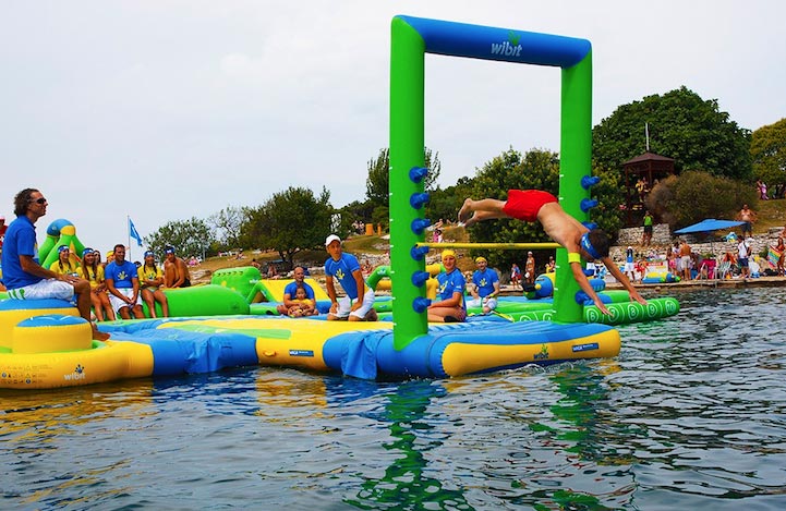 floating-water-park-4